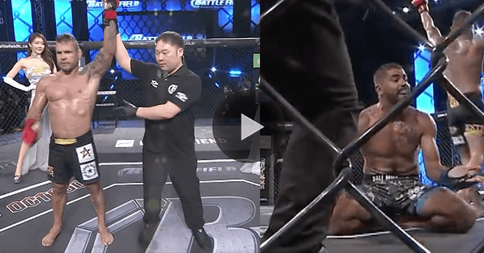 Referee Stops Fight, Declares A Winner Without A Finish, In Worst Ref ...